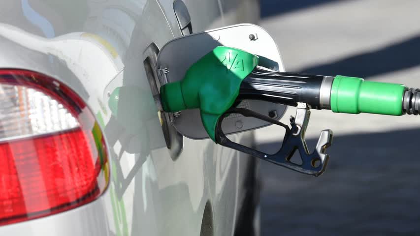 Фото - Дефицит бензина в Орловской области опровергли: Фактчекинг